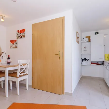 Kalle Fuer 2 Personen Und Terrasse
