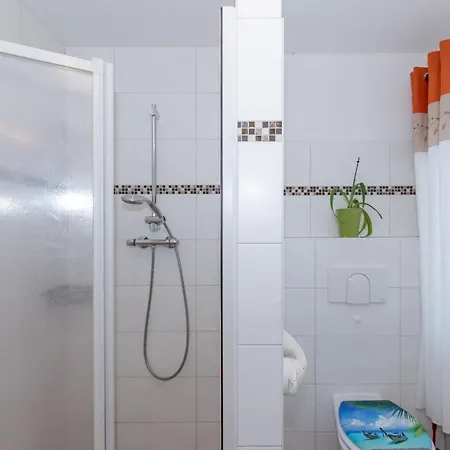 Kalle Fuer 2 Personen Mit Terrasse Appartement *