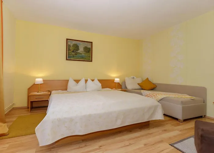 Kalle Fuer 2 Personen Mit Terrasse