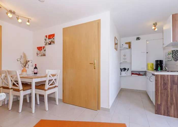 Kalle Fuer 2 Personen Mit Terrasse